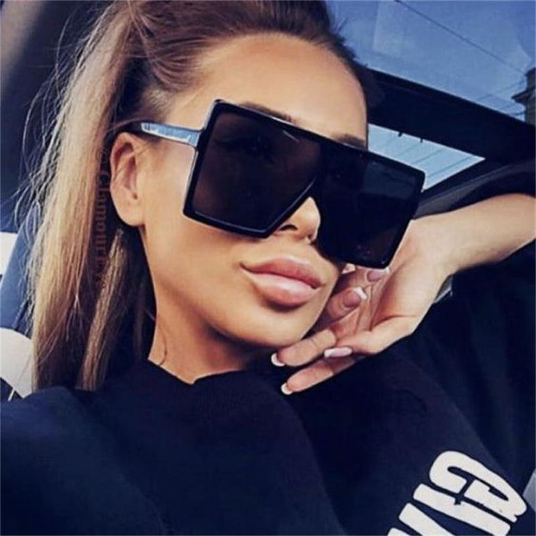 Oversized Shades Woman Sunglasses