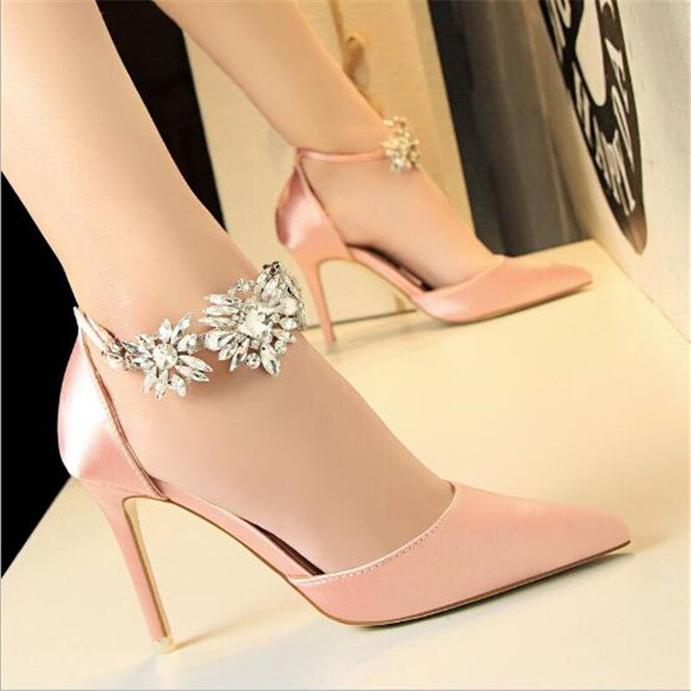 Women luxury High Quality Flower Crystal Pumps